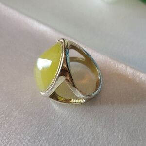 Elegant Yellow Stone Silver Ring